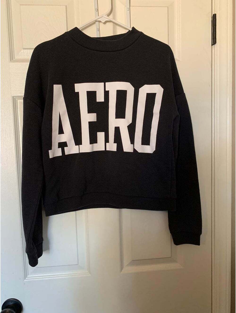 Aeropostale Black Crewneck Sweatshirt with AERO Print Size Large